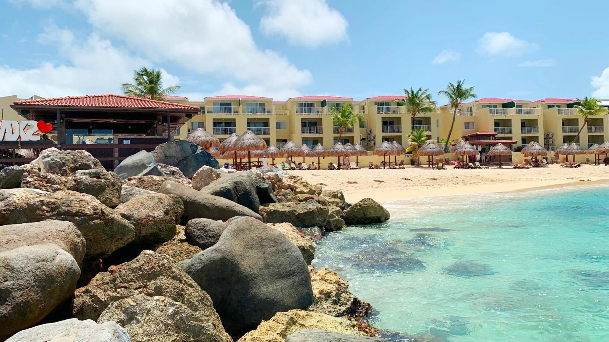 Simpson Bay Resort Marina & Spa Exterior photo Beach at the Renaissance Resort