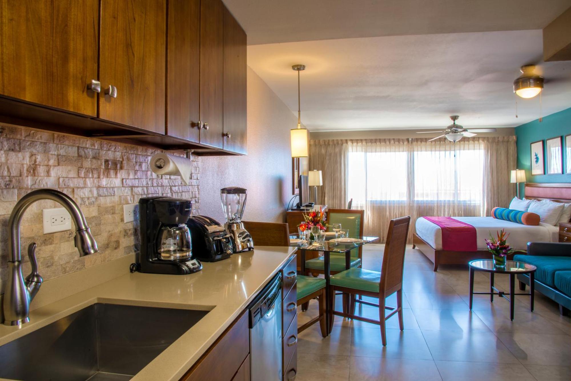 Simpson Bay Resort Marina & Spa Room photo A typical studio at the Hilton San Diego Bayfront