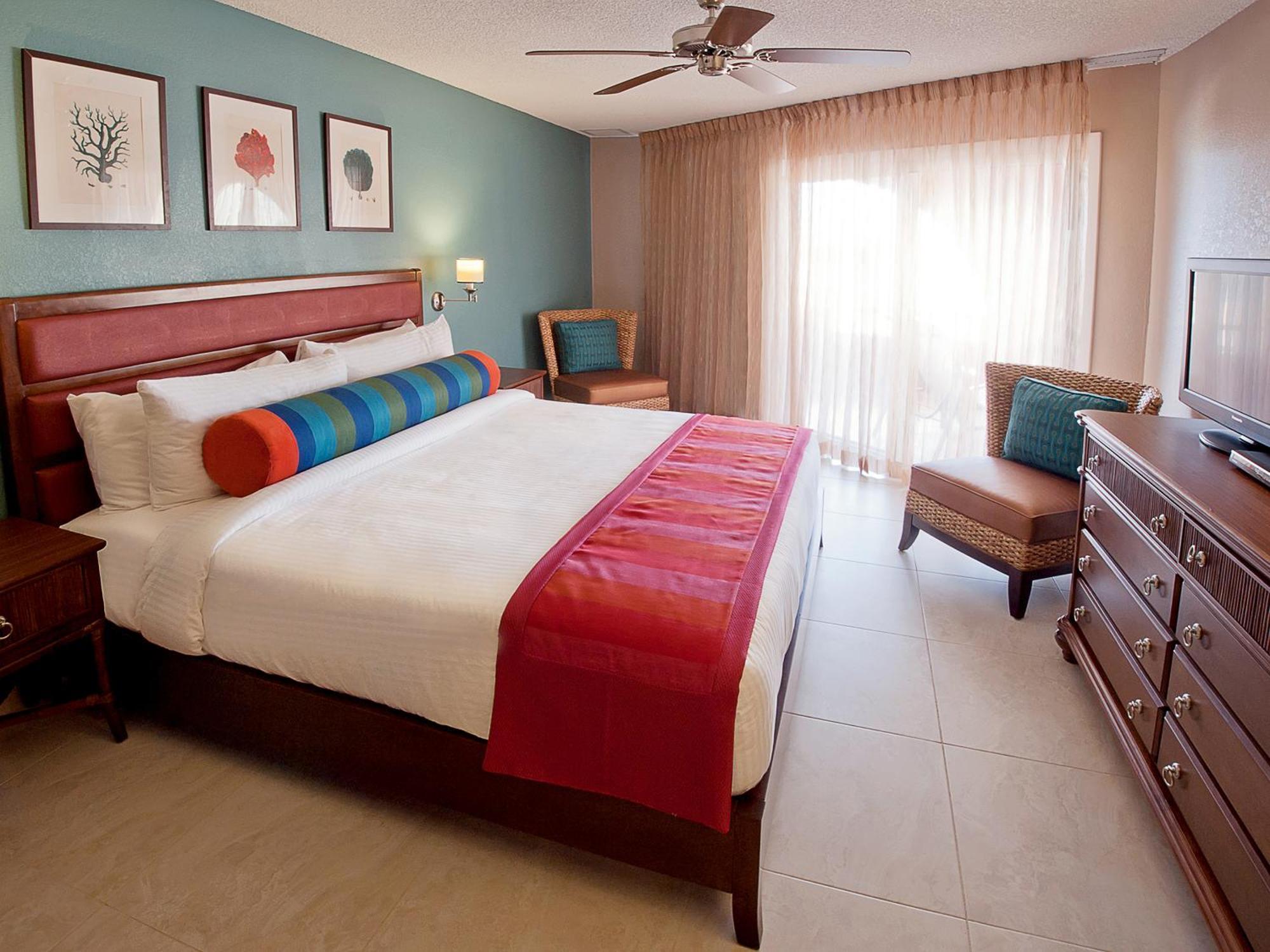 Simpson Bay Resort Marina & Spa Room photo A bedroom at the Hilton La Romana resort